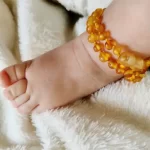 Colar de âmbar bebê barroco mel rústico - 33 cm