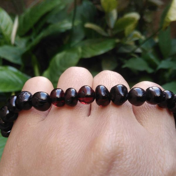 Pulseira de âmbar adulto barroco cherry polido sem fecho - 18 cm - Imagem 3