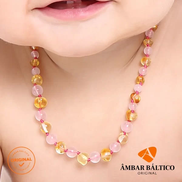 Colar de âmbar bebê barroco premium limão e quartzo rosa polido - 33 cm