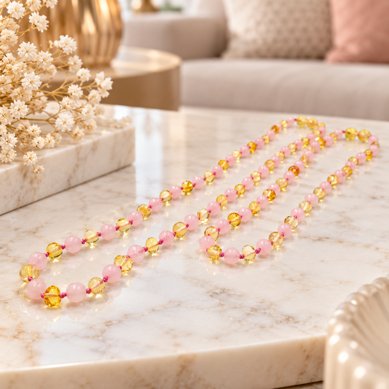Kit com 2 colares de âmbar barroco limão e quartzo rosa polido (1 para adulto e 1 para bebê) - Imagem 2
