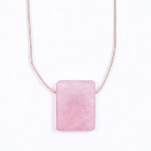 Colar difusor pessoal aromático quartzo rosa minimalista