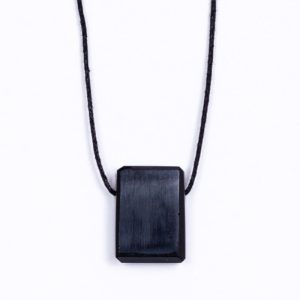 Colar difusor pessoal aromático obsidiana minimalista