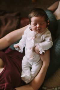 Como ensinar o seu bebê a dormir sem choro: 4 dicas práticas