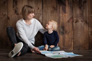 Educação bilíngue: como introduzir o inglês na rotina das crianças