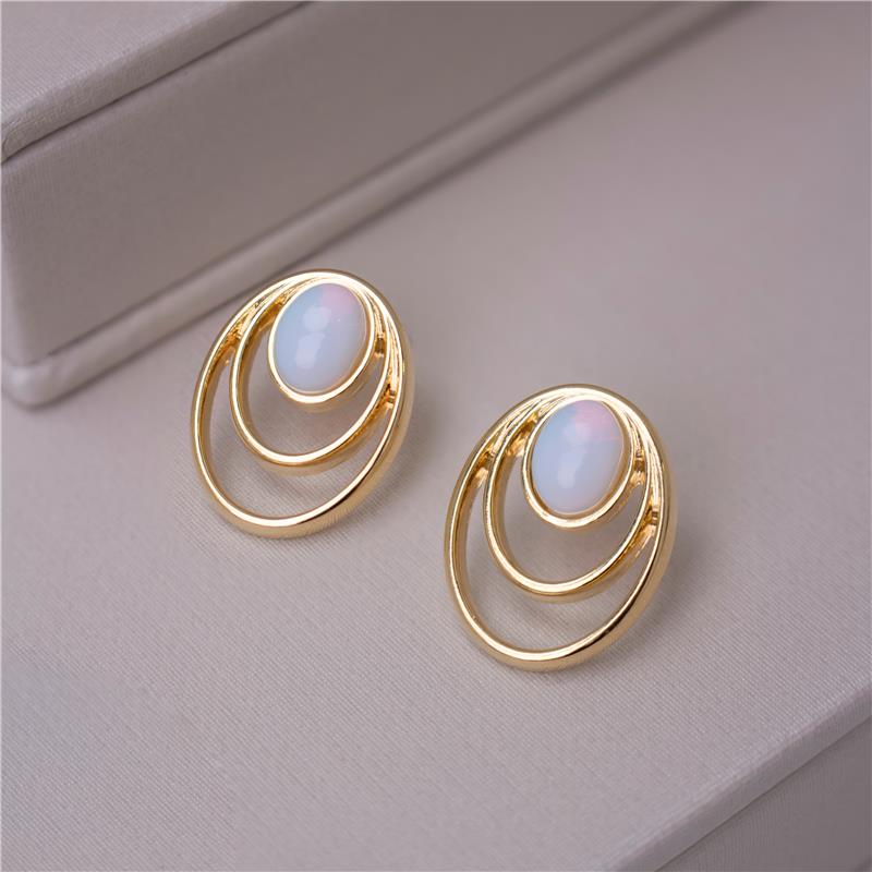 Brinco Aros Folheado a Ouro com Ágata Azul Céu - brincos em detalhe