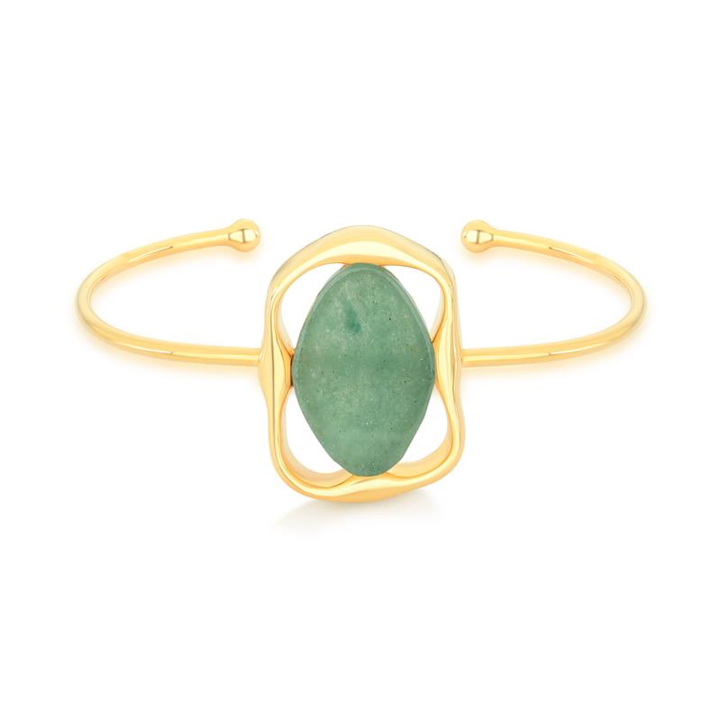 Bracelete Geométrico Folheado a Ouro com Ágata Preta - modelo usando a peça