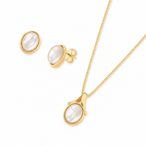 Conjunto Oval Folheado a Ouro com Madrepérola